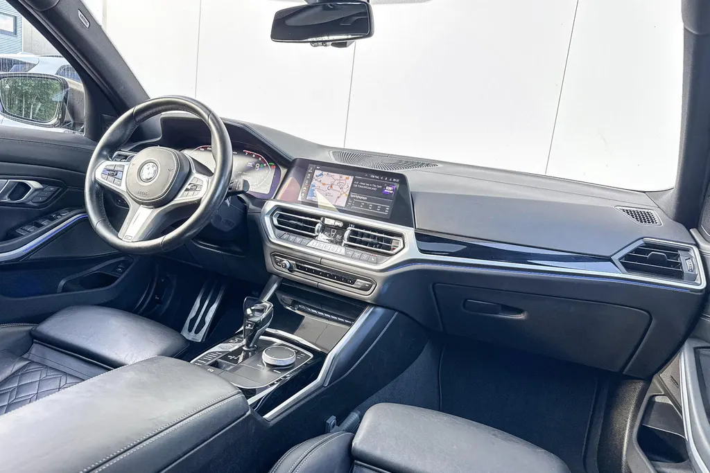 BMW 3 Serie Touring M340i xDrive High Executive