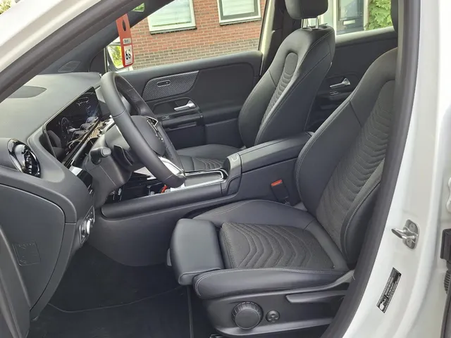 Mercedes-Benz GLA 250 e Business Solution NL-auto | rijklaarprijs !!