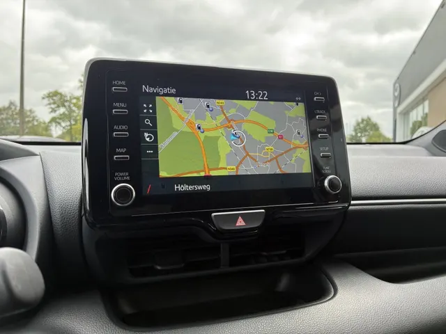 Toyota Yaris 1.5 Hyb. Executive | PDC v/a | Stoelverwarm. | Blindspot |