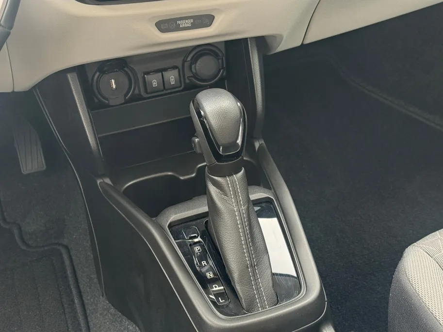 Suzuki Swift 1.2 Select Smart Hybrid Automaat | Achteruitrijcamera | Stoelverwarming voor | Apple Carplay/Android Auto | Adapt. Cruise Control |