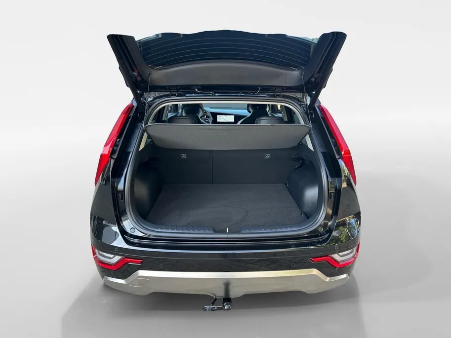 Kia Niro 1.6 GDi Hybrid DynamicPlusLine | Apple Carplay / Android Auto | Navigatiesysteem | Stoel + Stoelverwarming | Licht + Regensensor | Elektrisch bedienbaar Schuif / Kanteldak | Elektrisch Bedienbare Achterklep | Cruise Control Adaptief | Rijstrooksensor + Co