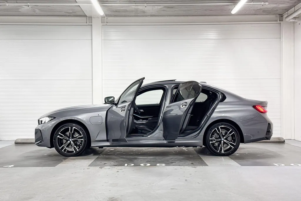 BMW 3 Serie Sedan 330e