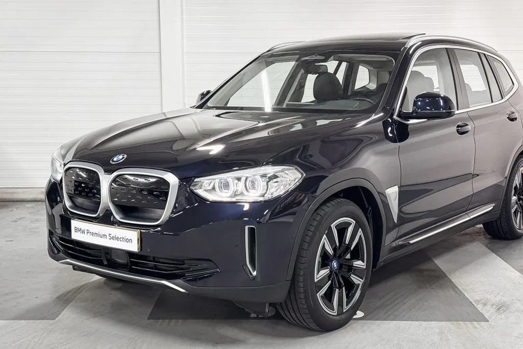 BMW iX3 Executive