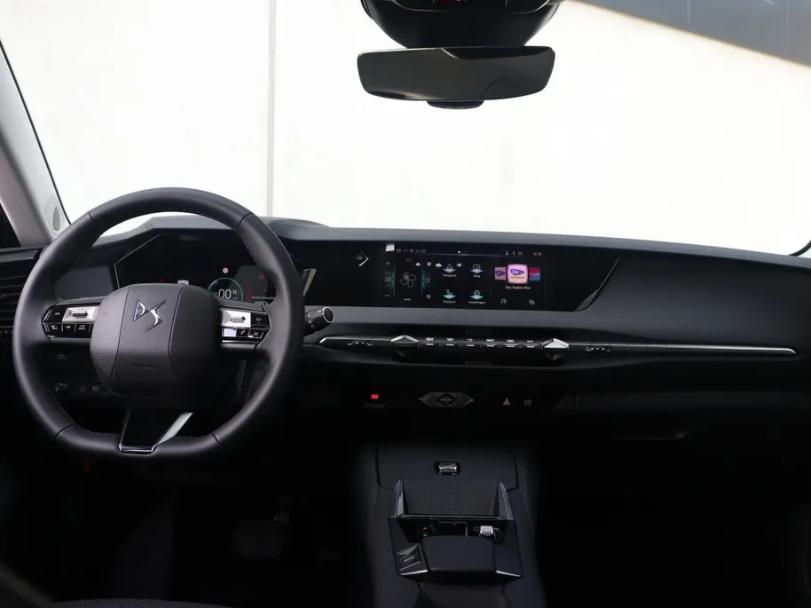 DS N°4 Automobiles E-Tense 157 KW Pallas