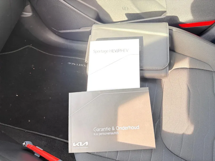 Kia Sportage 1.6 T-GDi Hybrid DynamicPlusLine | Navi | Clima | Adaptive Cruise | Camera | Panorama-/Schuifdak | Stoel-/Stuurverwarming | 18'' LM Velgen | Apple Carplay & Android Auto