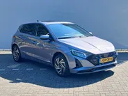 Hyundai i20 1.0 T-GDI DCT Premium Sky / Schuif - kantel dak / Clima / Navi / All season banden