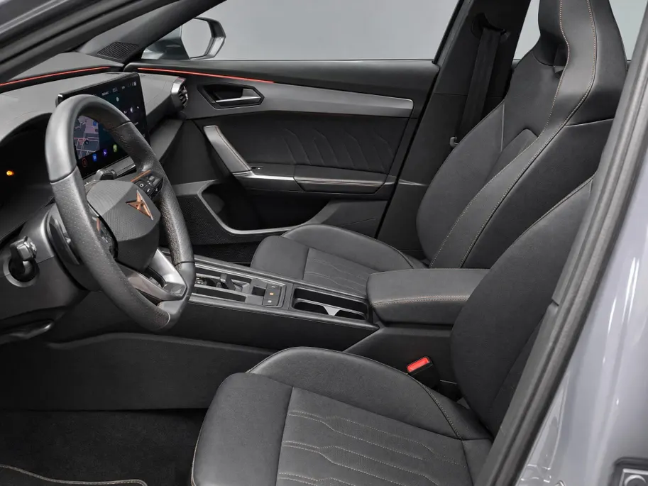 CUPRA Formentor 1.4e-Hybrid 180kW/245PK VZ · Panoramadak · Trekhaak · 360°Camera + Parkeersensoren
