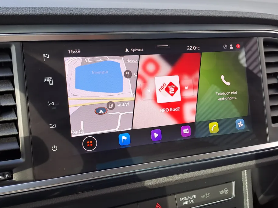 SEAT Ateca 1.5 TSI Style Business Intense | Keyless start | ECC | Navigatie | Camera | Cruise control adaptief | Apple Carplay/Android Auto | 17'' LM