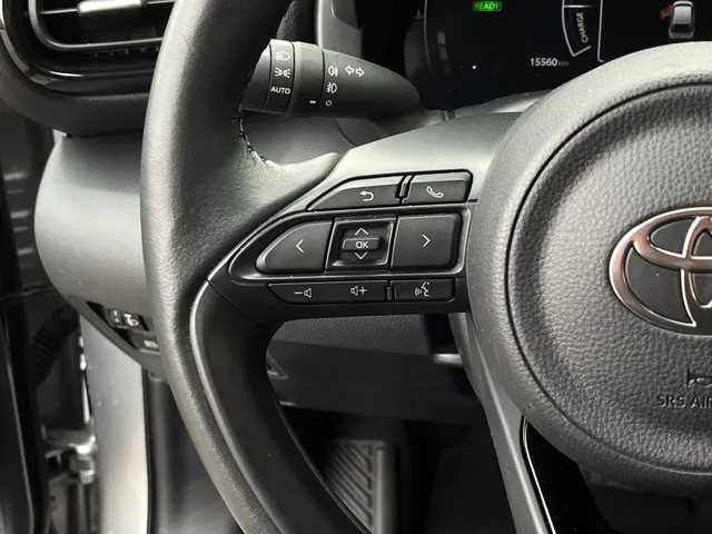 Toyota Yaris Cross 1.5 Hybrid 130 Dynamic | Stuur en Stoelverwarming | All Seasons