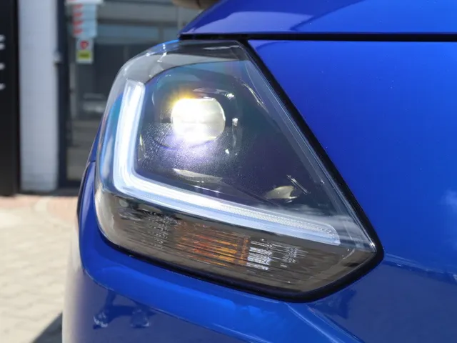 Suzuki Swift 1.2 Select Smart Hybrid