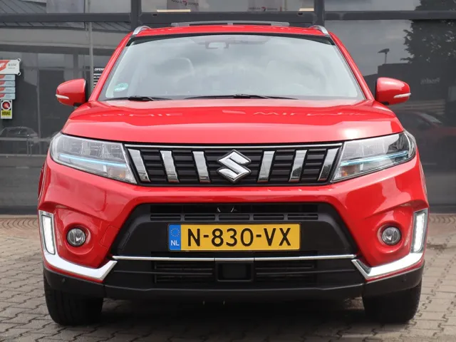 Suzuki Vitara 1.4 BoosterJet Style Hybrid | Panoramadak | Carplay | All Season