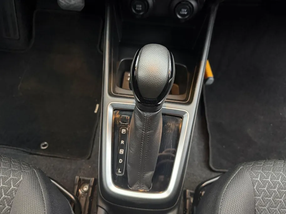 Suzuki Swift 1.2 Stijl | Cruise/ Climate Control | Navigatie | Camera | Trekhaak |
