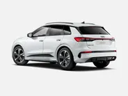 Audi Q4 Q4 S edition performance 286 PK · Tech plus · Trekhaak elek. wegklapbaar · Lendensteunen