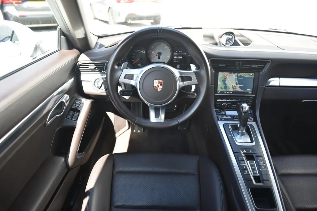 Porsche 911 Cabrio 3.8 Carrera 4S