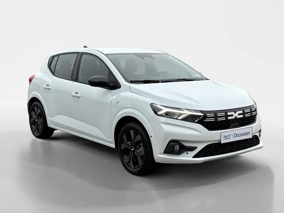 Dacia Sandero 90PK TCe Journey | Camera | Armsteun | Climate Control | Parkeersensoren | Apple CarPlay/Android Auto | Licht & Regen Sensor | Cruise Control | Lichtmetalen Velgen | Full LED |