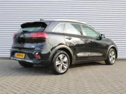 Kia Niro 1.6 GDi PHEV DynamicLine | Plug-in Hybride | Camera | Cruise adapt. | Clima | Navi | Parkeersensor v+a | Apple Carplay/Android Auto | 16' LM | Dealeronderhouden |