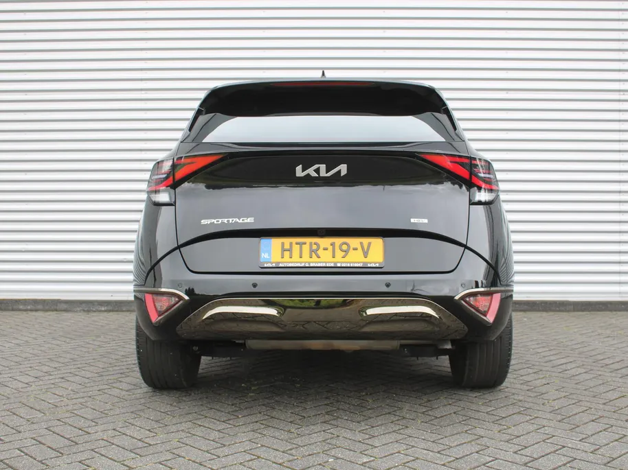Kia Sportage 1.6 T-GDi Hybrid Dark Edition | Stuur-/stoelverwarming v+a | Camera | Elek. stoelverstelling | 18' LM | Cruise adapt. | Navi | Clima | Half leer/suède |