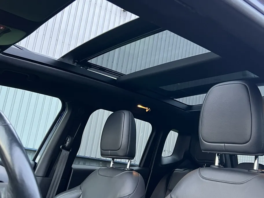 Jeep Renegade 1.3 Turbo 150 PK S | Pano | Leder | Trekhaak | LED | 19' VERKOCHT