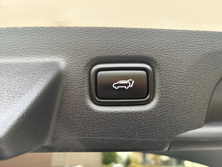 Kia XCeed 1.6 GDi PHEV DynamicPlusLine | Panoramadak | Camera | Stoel/Stuurverwarming | Apple Carplay/Android Auto | Adaptieve Cruise Control | Lichtmetalen Velgen |