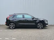 Kia Niro 1.6 GDi Hybrid DynamicLine |18 Inch met All Season banden |25dkm!