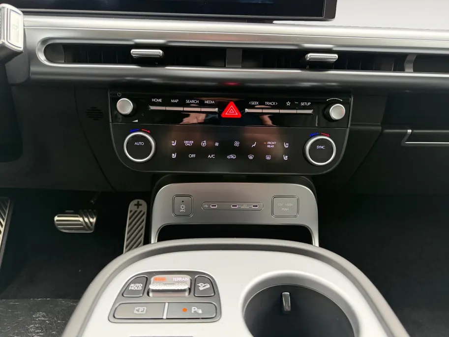 Hyundai IONIQ 9 Lounge 110kWh AWD+ | SUPER GAVE ACTIE, NU TOT €6.000,- KORTING | OP=OP | UIT VOORRAAD LEVERBAAR |