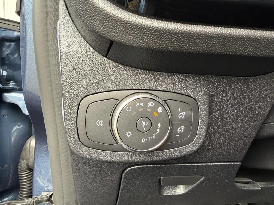 Ford Fiesta 1.0 EcoBoost Hybrid Titanium 125PK Winter Pack / Apple Carplay & Android Auto
