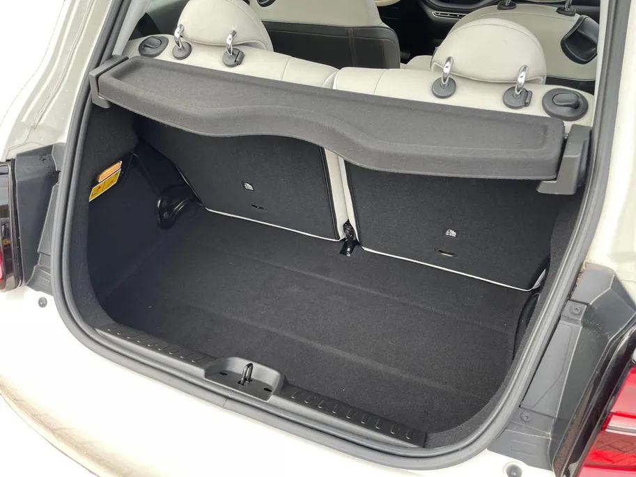 Fiat 500 La Prima 42 kWh *SOH 95%*Navi*Camera*Climate Control*Stoelverwarming*Carplay*Adapt.Cruise Control*Parkeersensoren*LM.Velgen*Zeer nette auto!