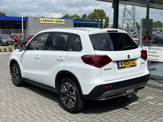 Suzuki Vitara 1.4 Boosterjet Stijl | Trekhaak | All Seasons