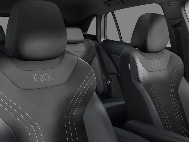 Volkswagen ID.4 Limited Edition 58 kWh 190 PK · Achteruitrijcamera · Draadloze telefoonlader · Sfeerverlichting · Prijs is inclusief inruilpremie ·