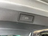 Škoda Octavia Combi 1.4 TSI RS iV PHEV 245pk DSG Business · Camera · Inklap. Trekhaak · Head-Up Display · Elek. Stoelen + Geheugen & Massage · Stuur- & Stoelverwarming ·