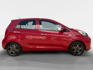 Kia Picanto 1.0 DynamicLine | Dealer onderhouden |Climate control & cruise control | Bluetooth | Lichtmetalen velgen | Metallic lak | Fabrieksgarantie | NAP