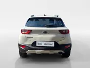 Kia Stonic 1.0 T-GDi DynamicLine 1e Eigenaar | Navi | Airco | Fabrieksgarantie t/m 16-1-2027 + 3x 1 jaar* | NAP