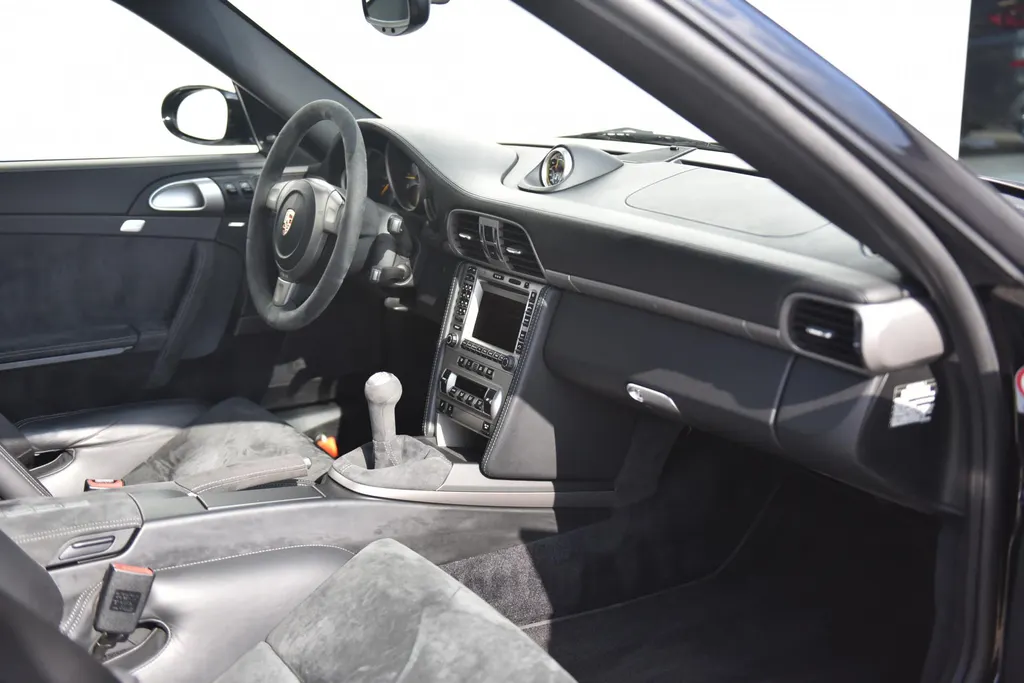 Porsche 911 3.6 GT2
