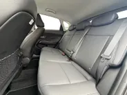 Hyundai Kona 1.6 GDI HEV Premium | 360 camera | Apple Carplay/ Android Auto | Stoelverwarming & ventilatie | Navigatie |