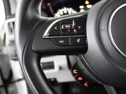 Suzuki Swift 1.2 Comfort Smart Hybrid / Navigatie / Keyless / Camera / 17'' LMV / All season banden /