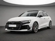 Audi RS3 Sportback 2.5 TFSI quattro 400 PK competition limited 593/750 · Audi Exclusive Gletsjerwit Mat Effect · Head-Up display · Sonos Premium 3D · Panorama dak · RS sportuitlaat