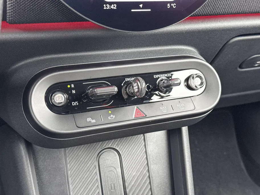 MINI Cooper Cabrio 2.0 Cooper C John Cooper Works Pakket XL