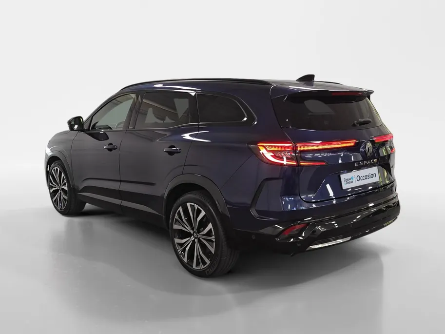 Renault Espace E-Tech full hybrid 200 iconic 7p. AUTOMAAT NAVI AIRCO 360CAMERA LEER EL. STOELEN STOEL+STUUR VERWARMING 4CONTROL ADVANCE DRIVESYSTEM ETC. DIKSTE UITVOERING DEALER ONDERHOUDEN