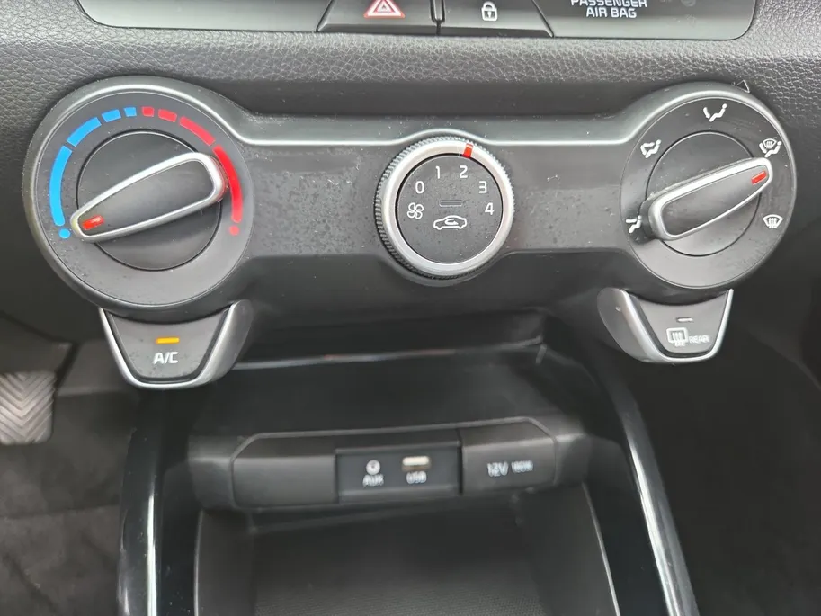 Kia Stonic 1.0 T-GDi Sports Edition Navi | Camera | Cruise Control | Carplay | Metallic lak | LM Velgen 17' | NAP