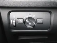 Volvo V40 Cross Country 1.5 T3 Dynamic Edition | Trekhaak | 17' LM | Panoramadak | Leer | PDC v+a | Camera | Stoel-/voorruitverwarming | HK audio |