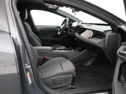 Audi A6 e-tron 367pk S edition performance 100 kWh · SOH 97,8% · Warmtepomp · 360 Camera · Luchtvering · Wegklapbare Trekhaak · Stoel-& Stuurverwarming · 21'' Inch · Garantie t/m 10-12-2030 of 100.000km