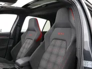 Volkswagen Golf 2.0 TSI 245pk DSG GTI · Panoramadak · Camera · Dodehoeksensoren · Matrix LED · Stuur- & Stoelverwarming · Keyless ·