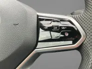 Volkswagen Golf 1.4 eHybrid 245pk GTE · Navigatie · Camera + Parkeersensoren · Stoel- & stuurverwarming · Apple/Android Car Play · Trekhaak ·
