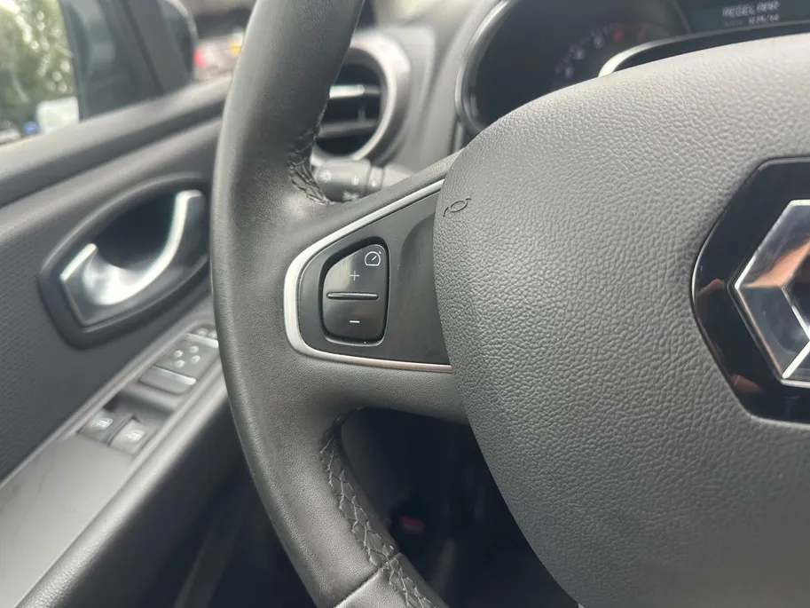 Renault Clio 0.9 TCe Limited | Cruise | Airco | lichtmetaal |