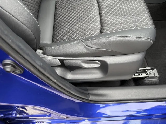 Toyota Yaris 1.5 Hyb. 130 Executive | Panoramadak | JBL | Blindspot
