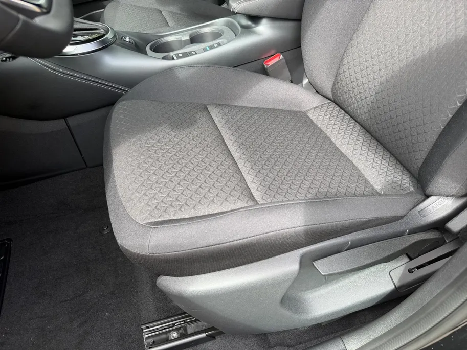 Nissan Juke 1.6 Hybrid N-Connecta | NISSAN MORE 10 JAAR GARANTIE | MODELJAAR 26 | DIRECT RIJDEN | 4000 EURO KORTING | ACHTERUITRIJCAMERA | CARPLAY | STOELVERWARMING |