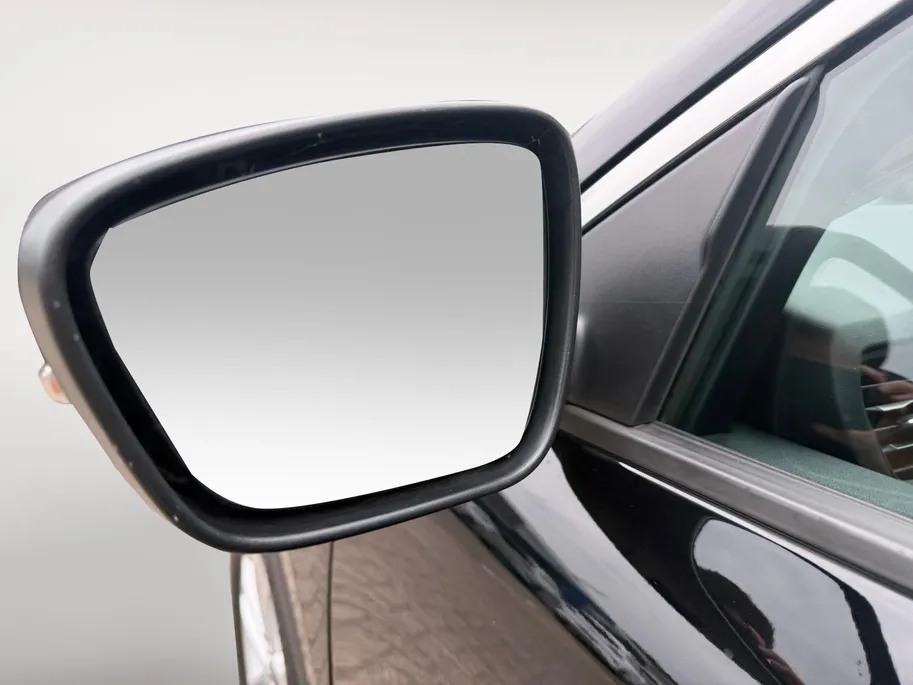 Ford Kuga 2.5 PHEV Titanium | Dealer Onderhouden | SOH 91% | El. Trekhaak | Adapt. Cruise Control | BLISS | Achteruitrijcamera | Parkeersensoren voor & achter | Winterpakket | All Season Banden