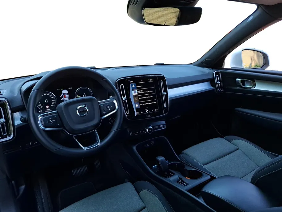 Volvo XC40 1.5 T4 Recharge Inscription | Originele zomerset aanwezig | Climate | PHEV | Telefoon |