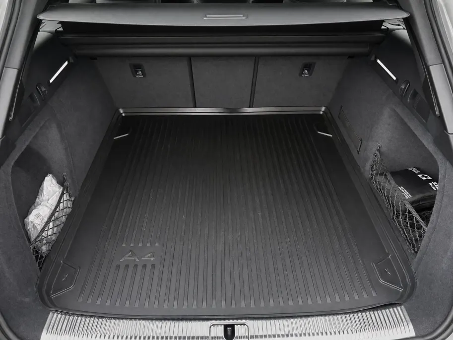 Audi A4 Avant 35 TFSI 150pk S edition · Apple/Android Car Play · Camera · Afgevlakt sportstuur · Virtual Cockpit · Garantie t/m 23-12-2026 of 100.000km