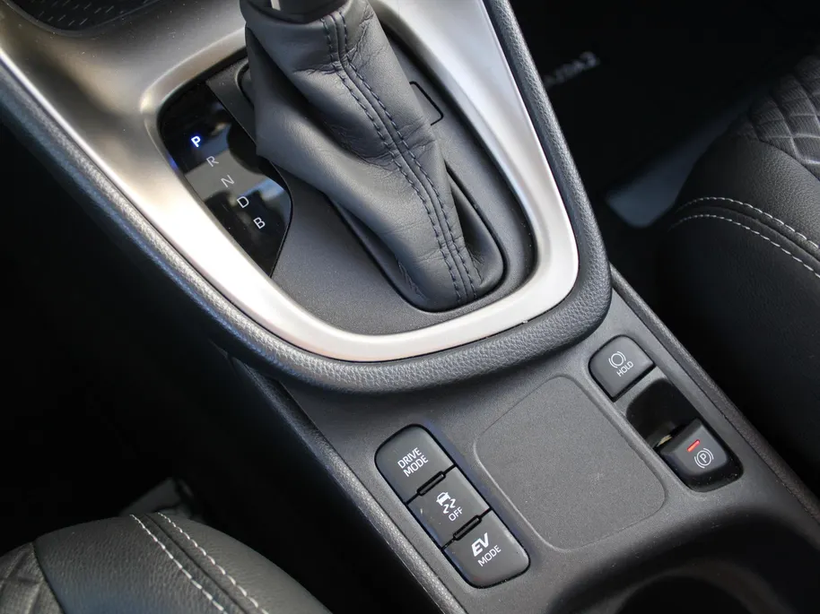 Mazda 2 Hybrid 1.5 Agile | Airco | Cruise | Stoelverwarming | 15' LM | Comfort pakket |